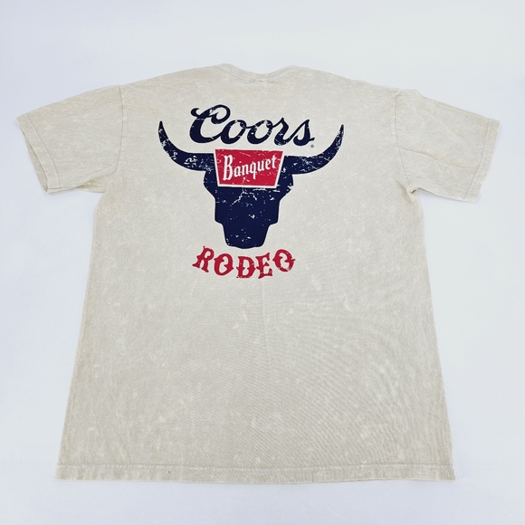 Coors Banquet Rodeo Bull Beer Graphic Tee Unisex - Picture 4 of 9